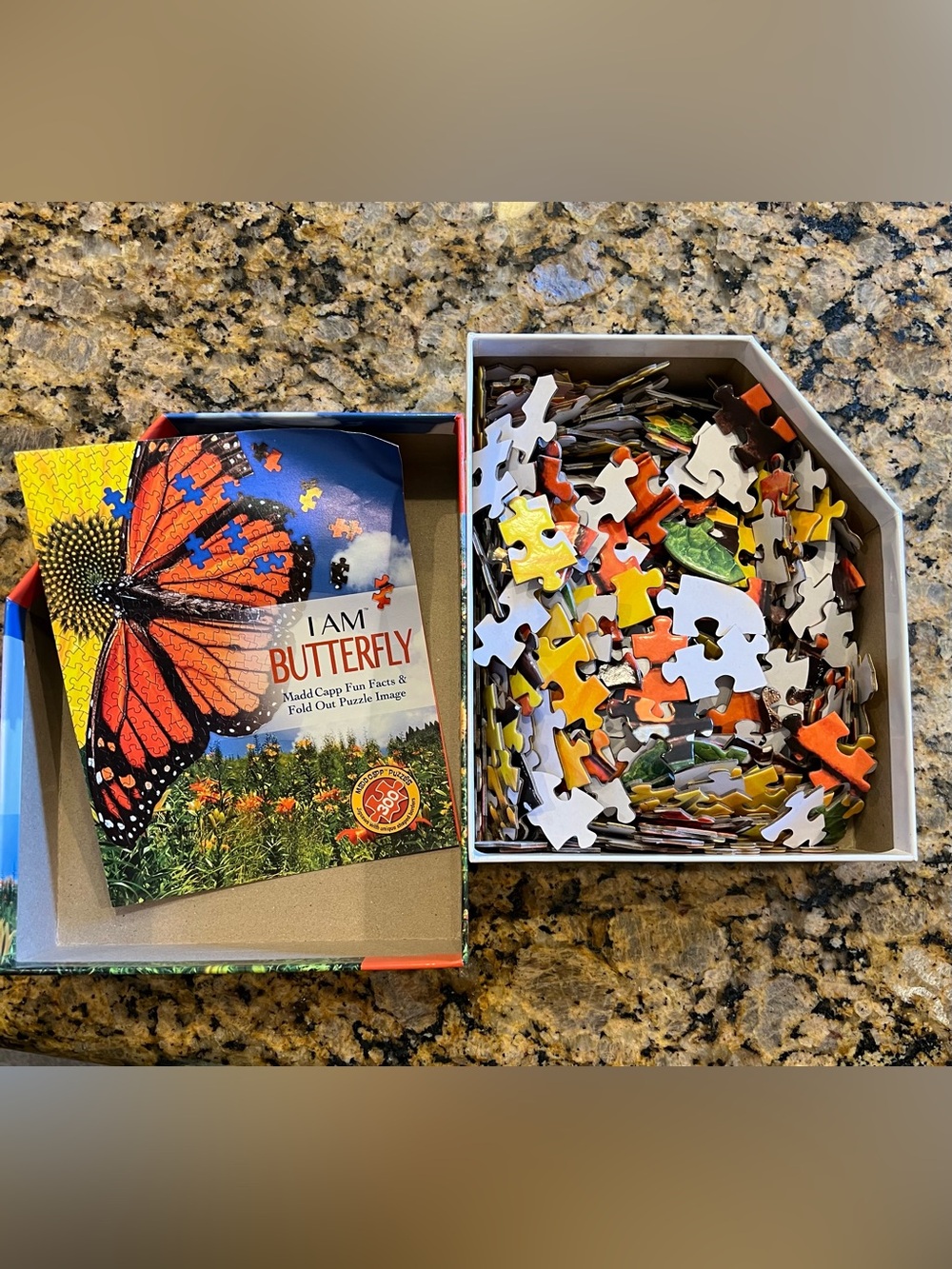 I AM BUTTERFLY Puzzle 300 pieces ages 10-adult Monarch Orange